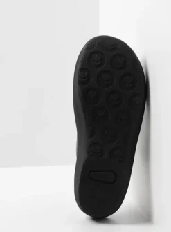 Slippers|Voorjaar/zomer|Wolky Aporia zwart leer