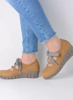 Hielspoor|Veterschoenen|Wolky Boston middenbruin nubuck