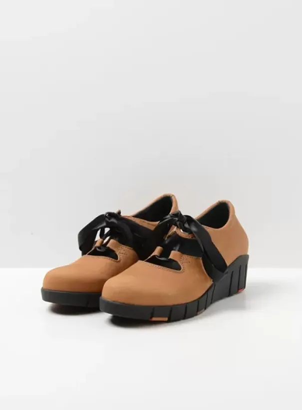 Hielspoor|Veterschoenen|Wolky Boston camel nubuck