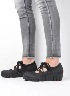 Hielspoor|Veterschoenen|Wolky Boston zwart nubuck