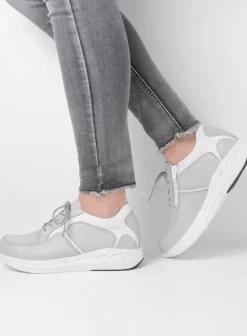 Hielspoor|Wandelschoenen|Wolky Bounce lichtgrijs leer