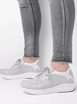 Hielspoor|Wandelschoenen|Wolky Bounce lichtgrijs leer