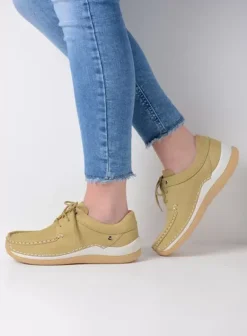 Sneakers|Veterschoenen|Wolky Celebration lichtgroen nubuck