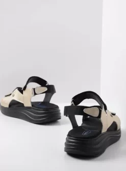 Sandalen|Voorjaar/zomer|Wolky Cirro goud leer
