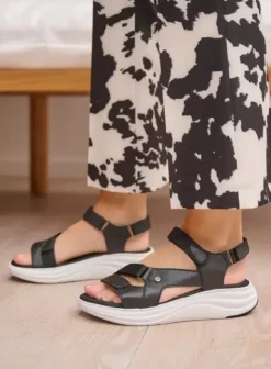 Sandalen|Voorjaar/zomer|Wolky Cirro zwart-wit leer