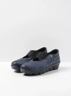 Instappers|Bandschoenen|Wolky Cursa marineblauw metallic nubuck