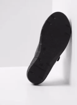 Slippers|Wolky Cyprus zwart leer