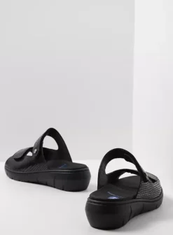 Slippers|Wolky Cyprus blauw slangenprint leer