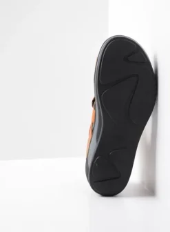 Sandalen|Voorjaar/zomer|Wolky Desh oranje leer