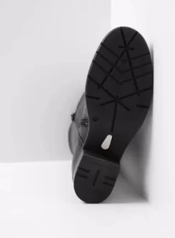 Laarzen|Wolky Edmonton zwart gepoetst leer