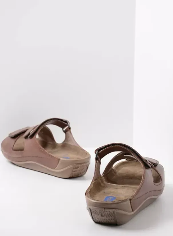 Volle voeten|Slippers|Wolky Jasper cognac leer