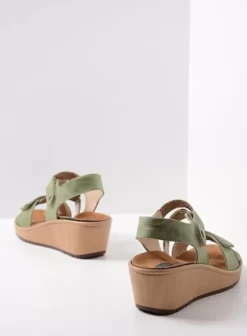 Voorjaar/zomer|Wolky La Jolla olijfgroen leer