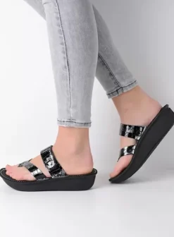 Slippers|Voorjaar/zomer|Wolky Martinique antraciet crocolook lakleer