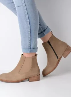 Enkellaarsjes|Wolky Masala taupe suede