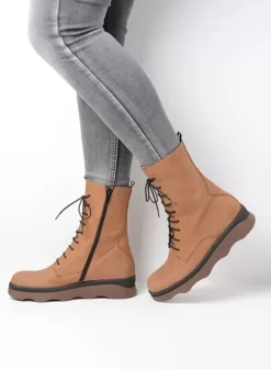 Laarzen|Wolky Mito cognac nubuck