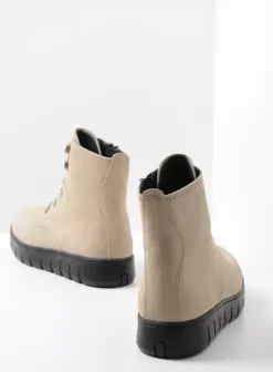 Volle voeten|Laarzen|Wolky New Wave safari nubuck