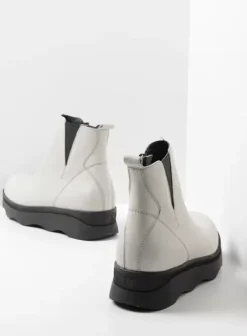 Enkellaarsjes|Wolky Nigata winterwit leer