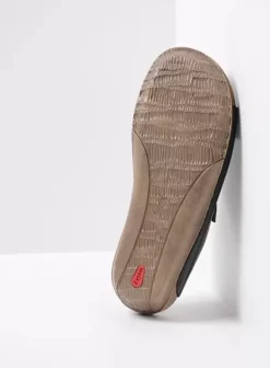 Volle voeten|Slippers|Wolky Nomad zwart geolied leer