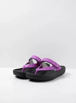 Slippers|Voorjaar/zomer|Wolky Peace fuchsia leer