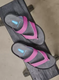 Slippers|Voorjaar/zomer|Wolky Peace fuchsia leer