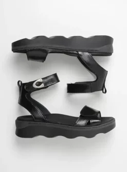 Sandalen|Wolky Plata zwart leer