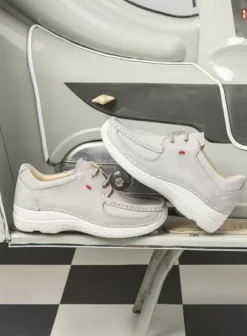 Veterschoenen|Wolky Roll Shoe lichtgrijs nubuck