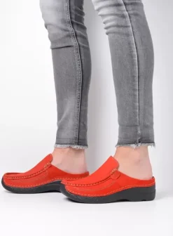 Slippers|Klompen|Wolky Roll Slide donkerrood nubuck