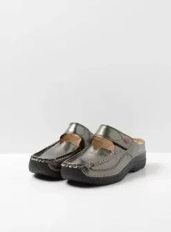 Slippers|Klompen|Wolky Roll Slipper Vegan grijsgroen vegan lak