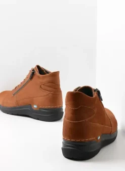 Hielspoor|Wandelschoenen|Wolky Why cognac nubuck