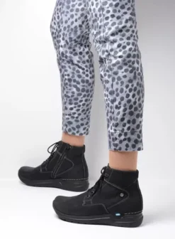 Hielspoor|Wandelschoenen|Wolky Whynot zwart nubuck
